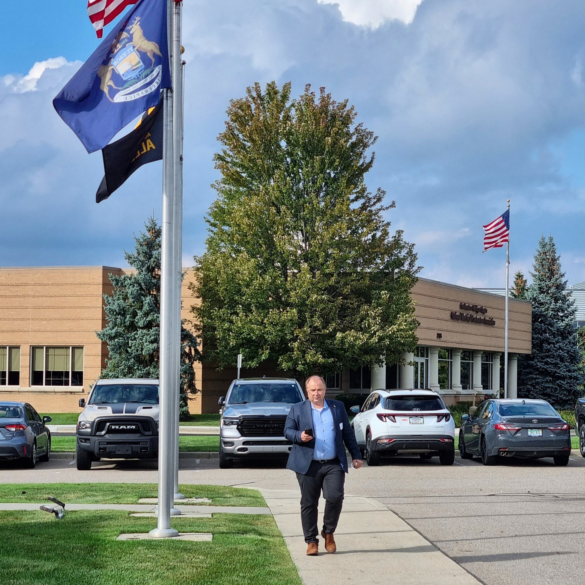 Outside_Automotive_Event